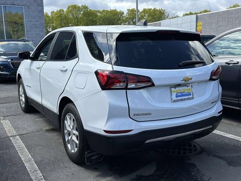 Used 2023 Chevrolet Equinox LT AWD/4WD image 4