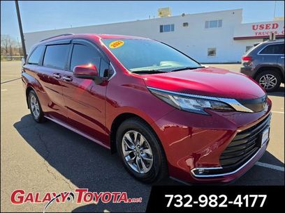 Used 2023 Toyota Sienna XLE w/ XLE Plus Package