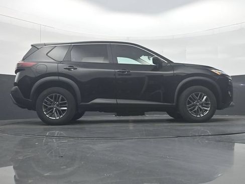 Used 2023 Nissan Rogue S FWD image 33