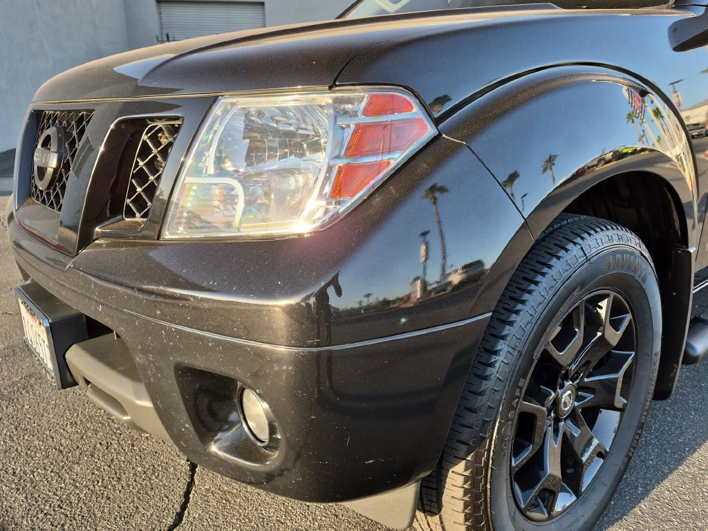 Used 2021 Nissan Frontier SV w/ Midnight Edition Floor Mats RWD image 8
