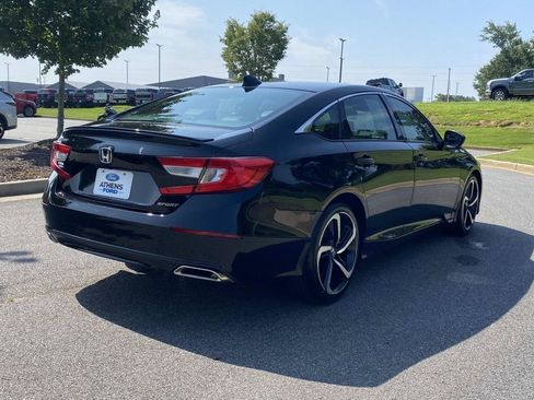 Used 2022 Honda Accord Sport image 3