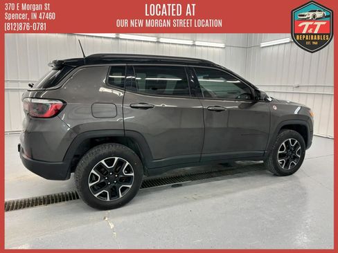 Used 2019 Jeep Compass Trailhawk w/ Cold Weather Group AWD/4WD image 3