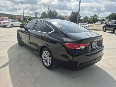 Used 2016 Chrysler 200 LX FWD image 8