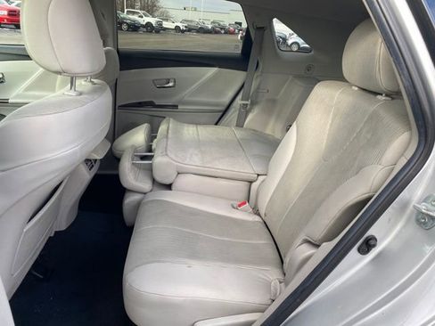Used 2014 Toyota Venza LE image 15