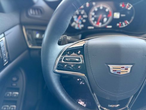 Used 2018 Cadillac CTS V w/ Luxury Package RWD image 65