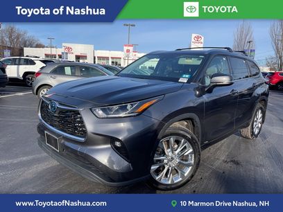 Used 2023 Toyota Highlander Limited