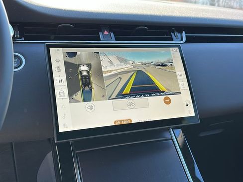 New 2026 Land Rover Range Rover Evoque Dynamic SE image 17