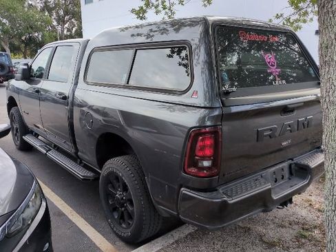 Used 2025 RAM 2500 Big Horn AWD/4WD image 4