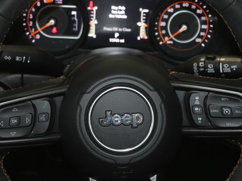 Used 2024 Jeep Wrangler Unlimited Sport AWD/4WD image 13
