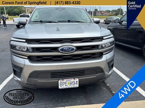 Used 2024 Ford Expedition Max XLT AWD/4WD image 2