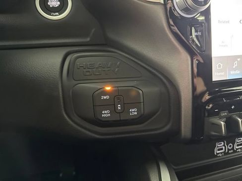 New 2026 RAM 3500 Big Horn AWD/4WD image 40
