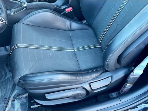 Used 2022 Hyundai Veloster N image 20