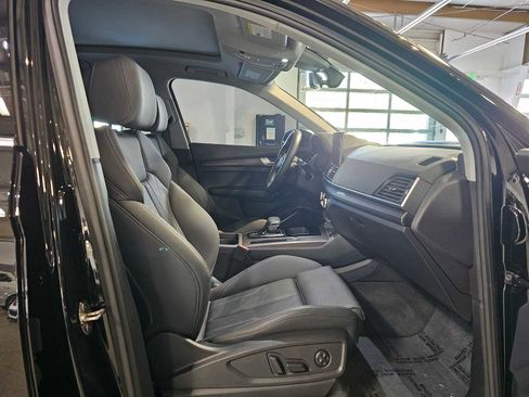Used 2025 Audi Q5 e Premium AWD/4WD image 10