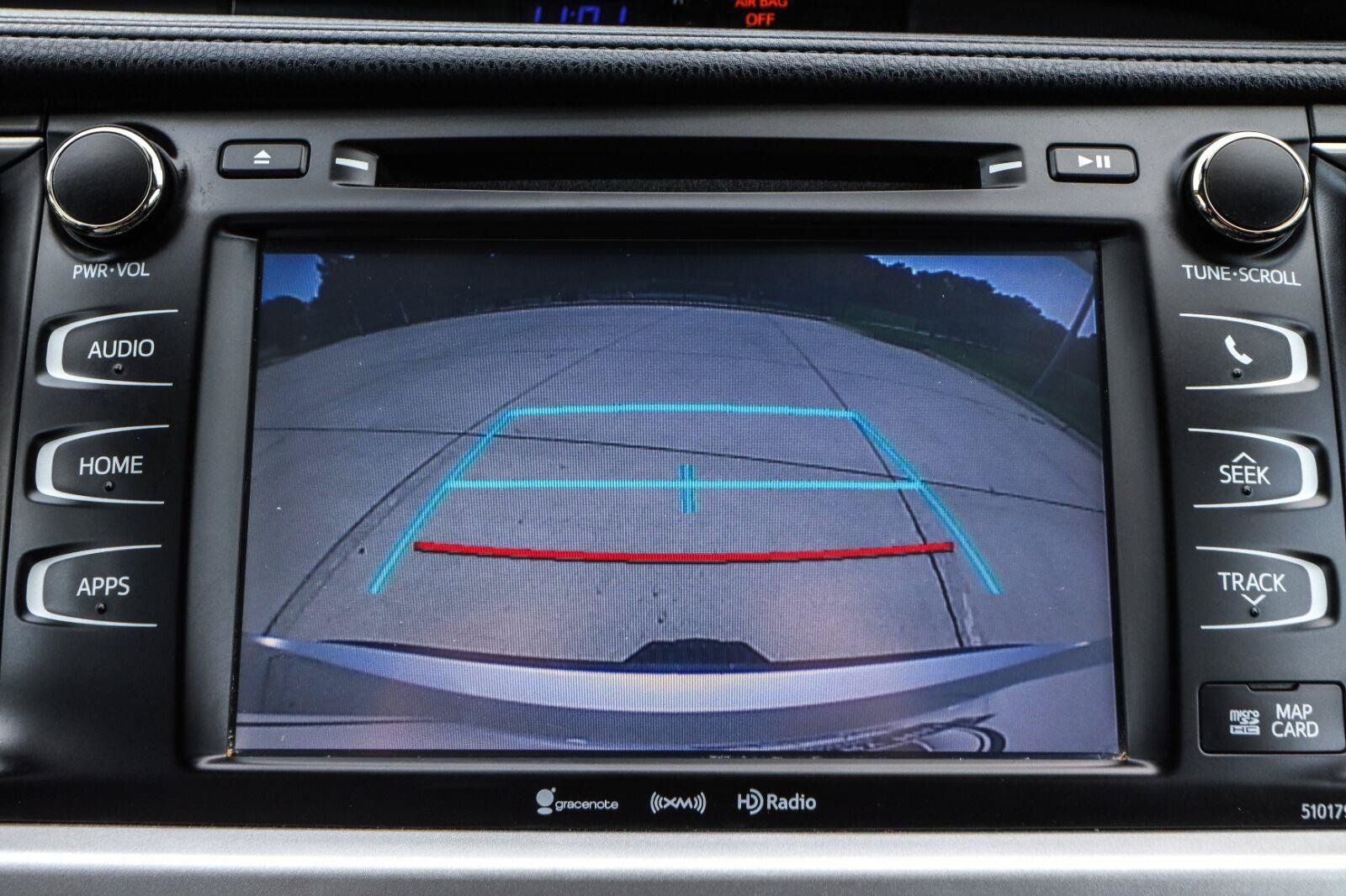 Used 2018 Toyota Highlander XLE AWD/4WD image 9