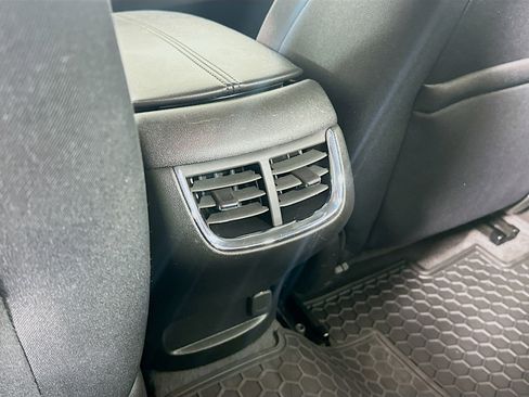 Used 2024 Chevrolet Malibu LT FWD image 26