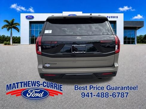 New 2026 Ford Expedition Platinum w/ Stealth Appearance Package AWD/4WD image 5