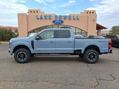 New 2026 Ford F350 Platinum w/ Tremor Off-Road Package