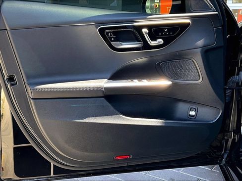 Used 2023 Mercedes-Benz C 300 Sedan image 23