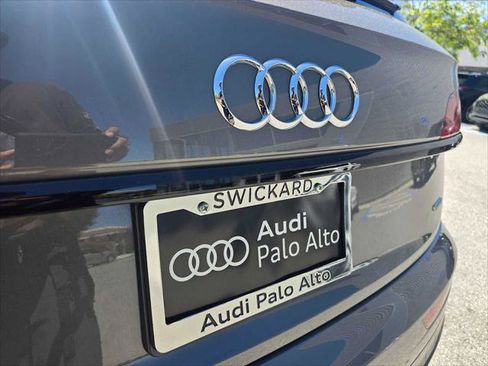 Used 2025 Audi Q5 2.0T Premium w/ Convenience Plus Package AWD/4WD image 13