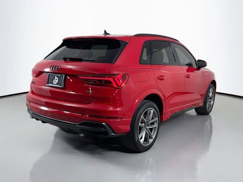 Used 2022 Audi Q3 2.0T Premium Plus w/ Premium Plus Package AWD/4WD image 5