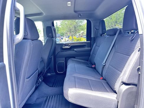 Used 2025 Chevrolet Silverado 2500 LT w/ Convenience Package AWD/4WD image 15