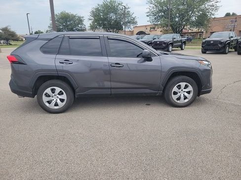 Used 2024 Toyota RAV4 LE AWD/4WD image 6