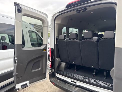 Certified 2023 Ford Transit 350 XLT RWD image 27