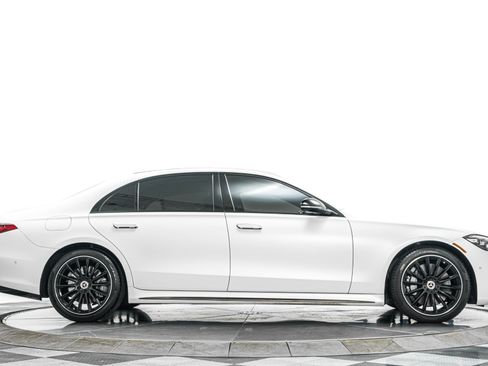 Used 2025 Mercedes-Benz S 580 4MATIC Sedan image 50
