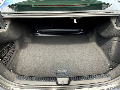 Certified 2025 Mercedes-Benz E 350 4MATIC Sedan w/ MBUS Superscreen Package image 38