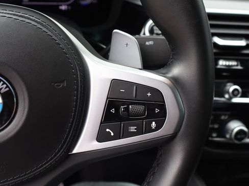Used 2022 BMW 540i w/ M Sport Package RWD image 27
