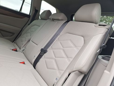 New 2025 Volkswagen Atlas SE image 22