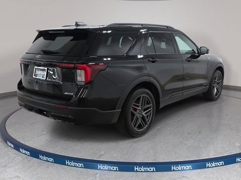 Used 2026 Ford Explorer ST-Line w/ ST-Line Street Pack AWD/4WD image 6