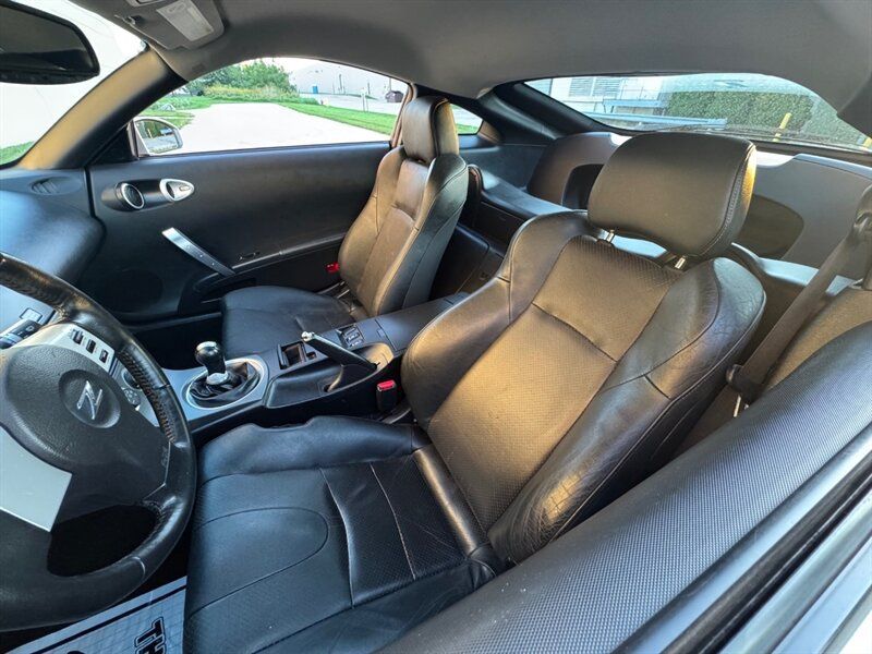Used 2003 Nissan 350Z Touring RWD image 19