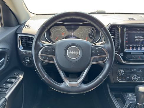 Used 2020 Jeep Cherokee Limited FWD image 13