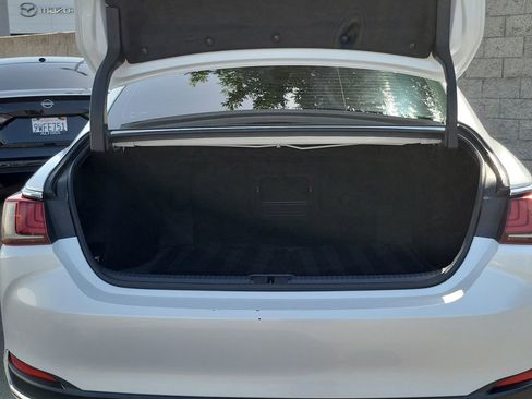 Used 2020 Lexus ES 300h image 27