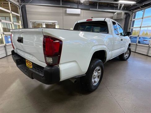 Used 2021 Toyota Tacoma SR image 5