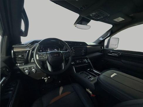 Used 2024 GMC Sierra 2500 AT4 w/ Technology Package image 26