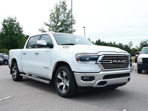 Used 2019 RAM 1500 Laramie RWD image 2