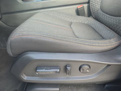 Used 2025 Honda Pilot Sport image 26