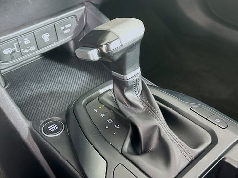 Used 2025 Kia K4 LXS image 24