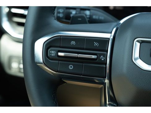 New 2027 GMC Terrain Elevation w/ Elevation Premium Package FWD image 18