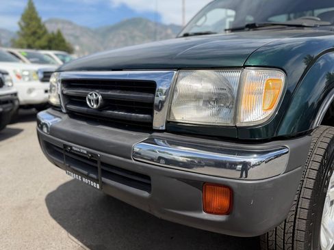 Used 1999 Toyota Tacoma PreRunner RWD image 51