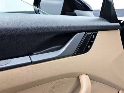 Used 2020 Porsche 911 Carrera image 14