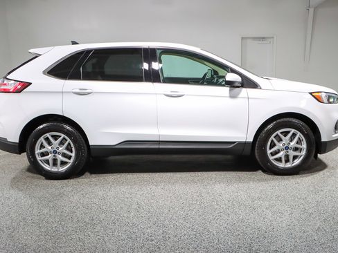 Used 2022 Ford Edge SEL w/ Convenience Package AWD/4WD image 6
