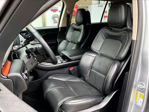 Used 2021 Lincoln Aviator Grand Touring w/ Equipment Group 302A image 7