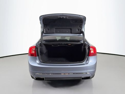 Used 2018 Volvo S60 T5 Inscription Platinum FWD image 26