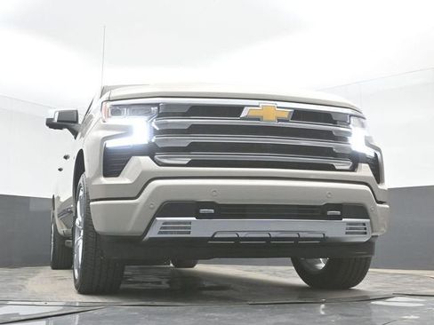 New 2026 Chevrolet Silverado 1500 High Country AWD/4WD image 45