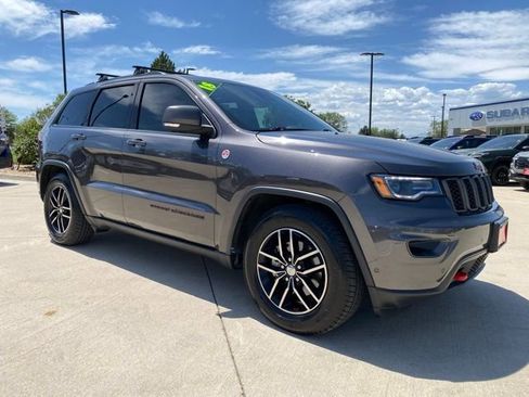 Used 2018 Jeep Grand Cherokee Trailhawk w/ Trailhawk Luxury Group AWD/4WD image 7