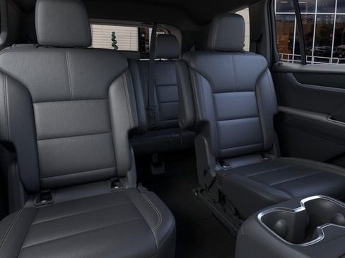 New 2026 GMC Acadia Elevation w/ Elevation Premium Package FWD image 17