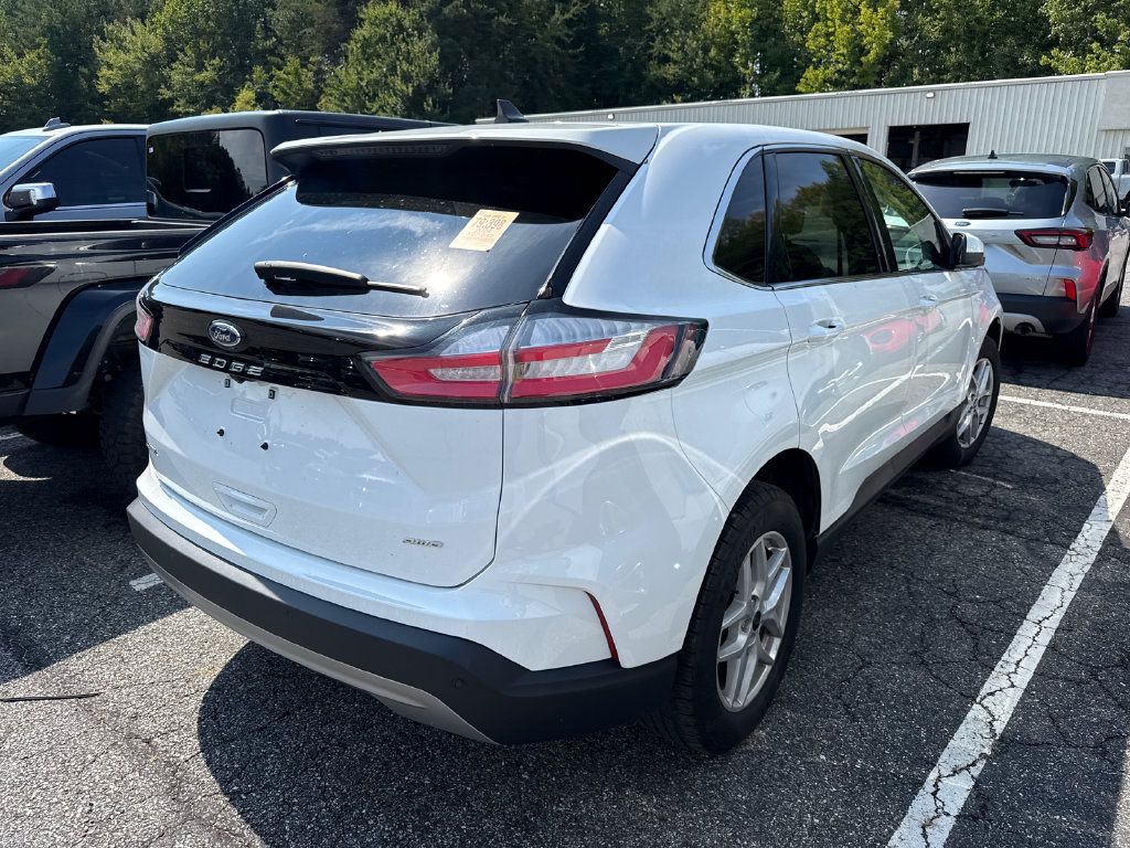 Used 2024 Ford Edge SEL AWD/4WD image 15